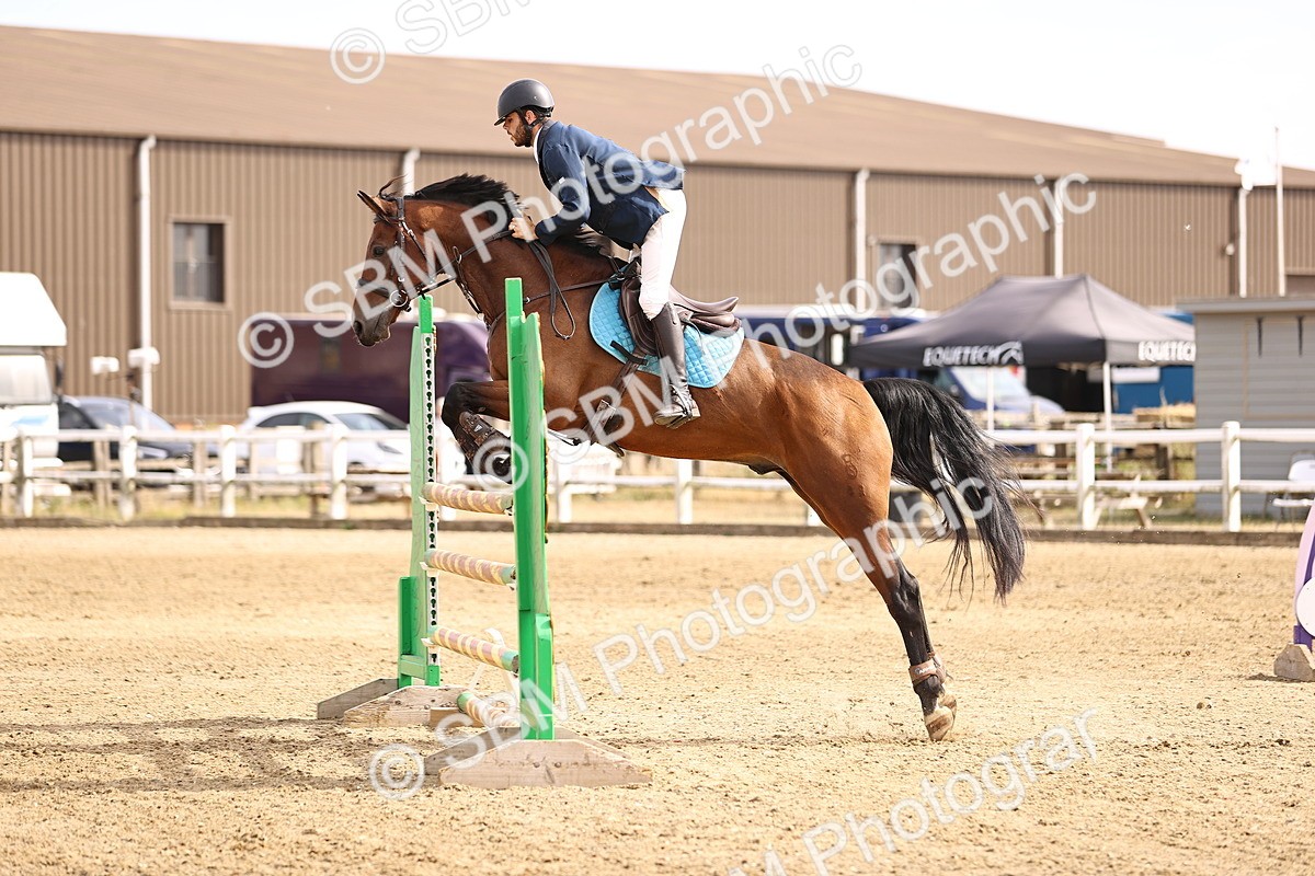 SBM_001611 - Class 6 - Senior Newcomers 1.10m
