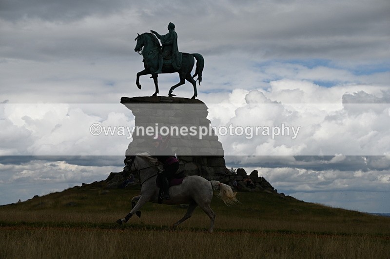 DSC_9473 - Time at Statue 15:11 to 15:58