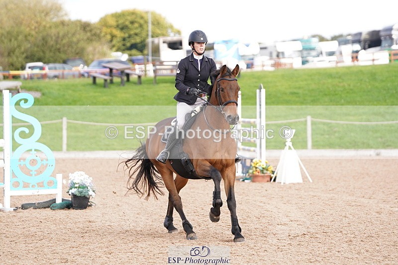 241004A-113620-00260 - Fri 02 Snr 1.05m Open