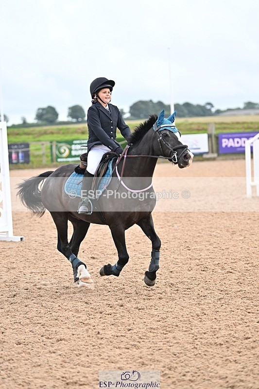 240813-155704-00117 - Clear round & 60cm