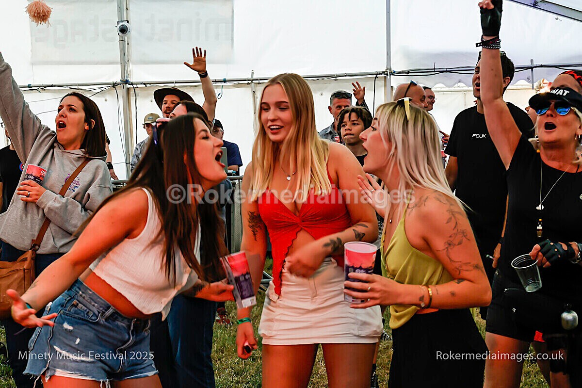 _MGL7583 - MINETY 2025