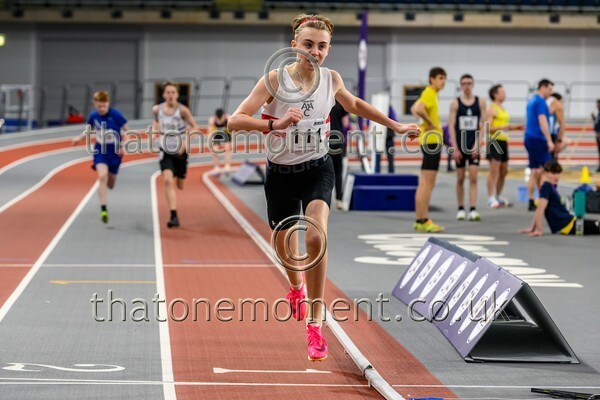 CombiMast25-917782 - Track Male Set Two