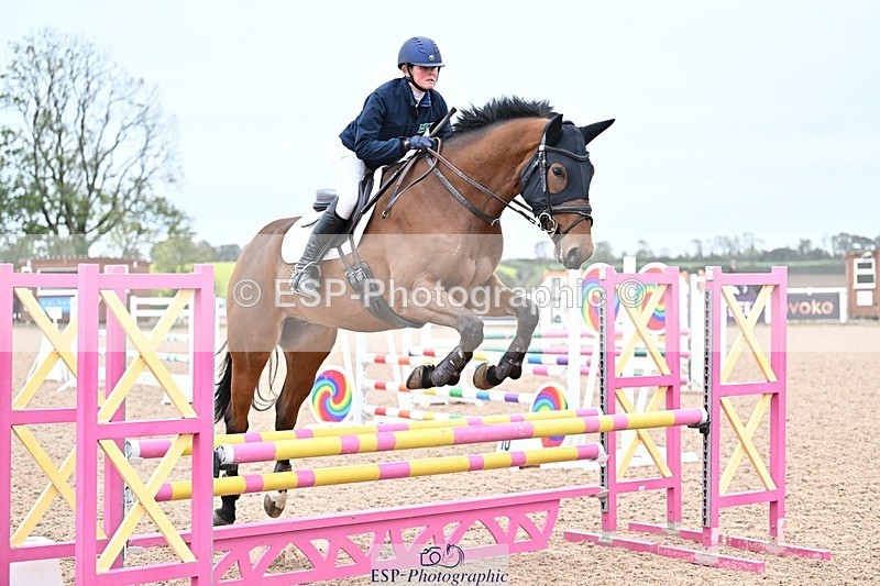 251015-104020-00074 - Cls 1 British Novice and 90cm Open