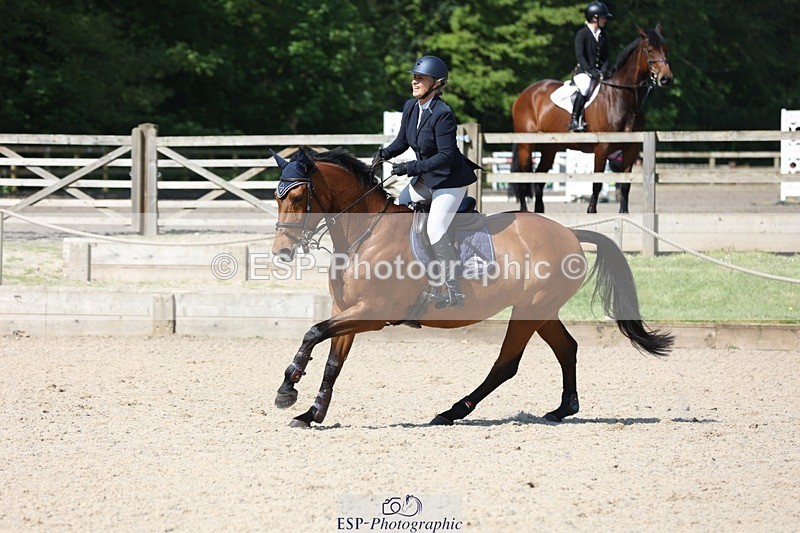 230513-103918-03935 - Cls 18 Snr 1.05m Open