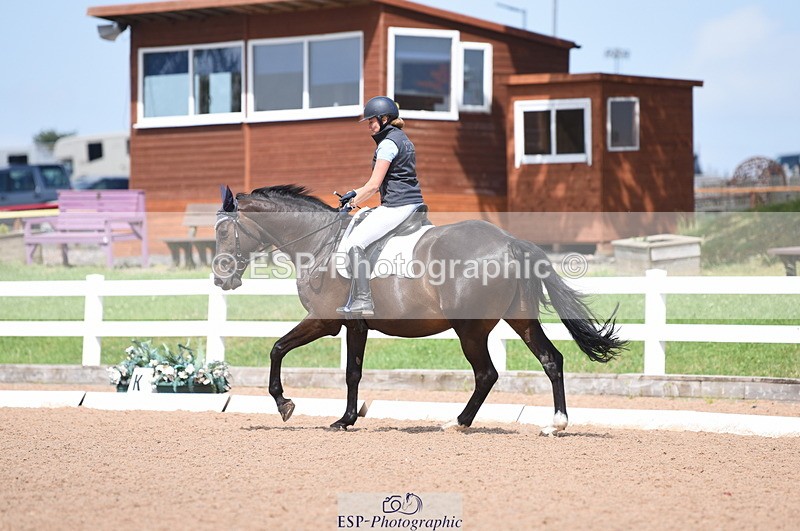 230701A-152428-07395 - Cls 9 Novice 28