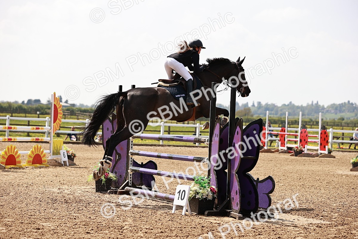  - Class 24 - Senior Newcomers - 1.10m