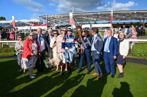 240824-Race 7-Sir Busker-1848 - Race 7 5.20pm Sky Bet Finale Handicap