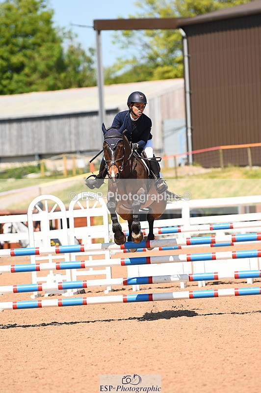 230526A-145644-02004 - Cls 12 1.05m Amateur Quali