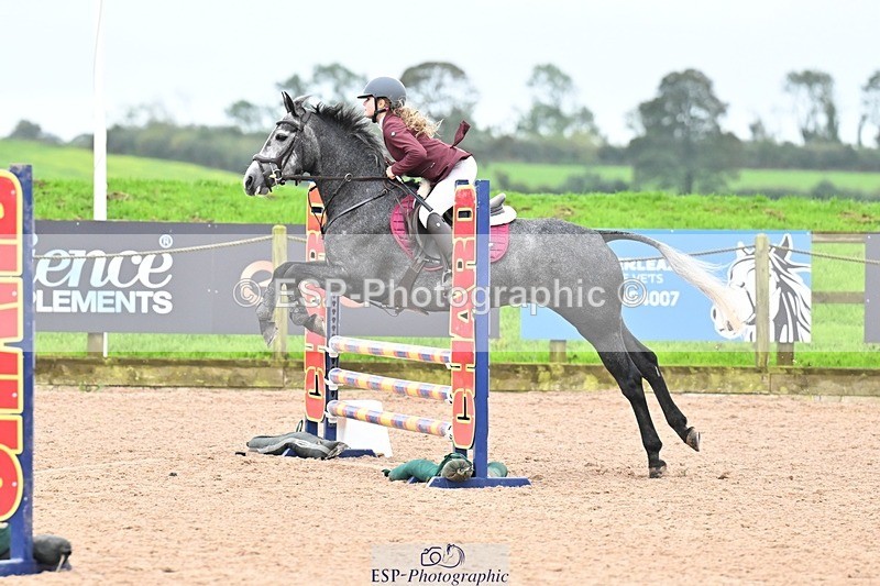 250920-153536-01765 - Cls 21 Pony Intro 80cm Derby
