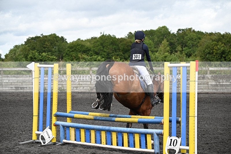 WJ6_0714 - Class 14 Intermediate 75cm