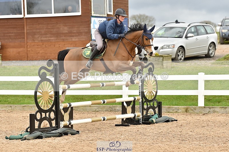 240403A-140234-00700 - Cls 4 Newcomers and 1.10m Open