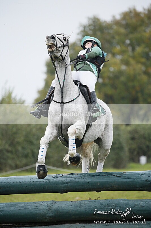 WWHT 181020 WWHT 181020 1542 - WWEC Intermediate Pairs (0.90m) 18/10/20