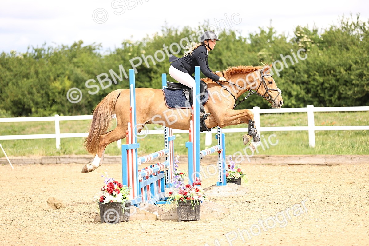 SBM_006377 - Class 16 - Senior British Novice - 90cm