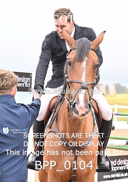BPP_0104 - CLASS 24 SUN Redpost Equestrian Senior Foxhunter/1.20m Open