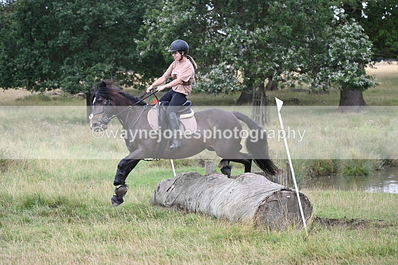 WJ7_4313 - Time at Water 12:52 to 13:22