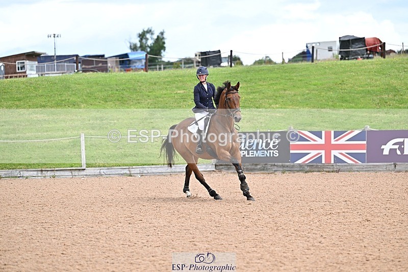 260610-121423-00390 - Cls 5 Snr Newcomers and 1.10m