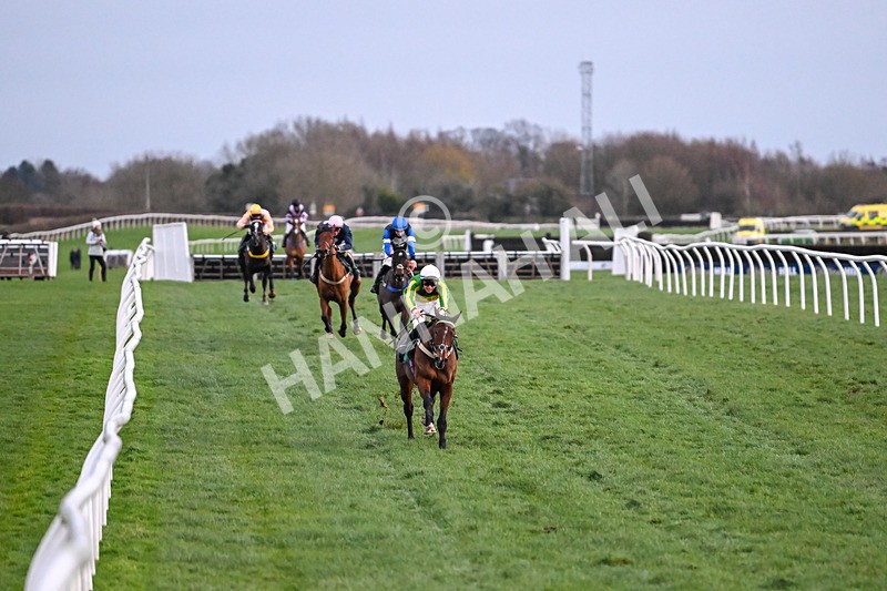 010125-Race 6-Maghlaak-6611 - Race 6