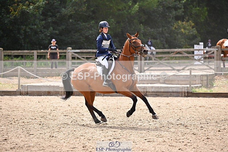 250802A-150450-06152 - F-279-Sophie.Robson-JOLLY.JEAN