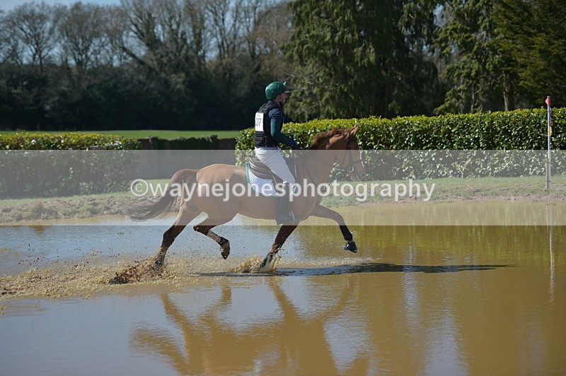 NGP_8372 - XC Time 13:35 to 13:40