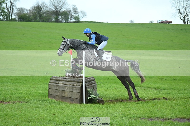 250419-110334-08730 - 508-Maisy.Miller-HEADDON.SWAN.SONG