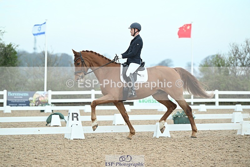 250403-084902-00407 - 034-Alejandro.Farina-Davian.Hit