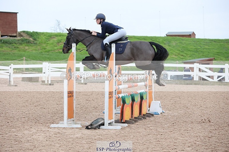 241116X-142154-02419 - Cls 15&16 Pony Nat 1.15m & 1.20m