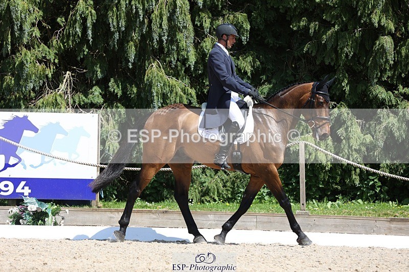 230526-144342-06526 - 374-ISLANDWOOD_THE_RISING-Sebastian_Roldan_Olivera-WEDTrotUp+DR