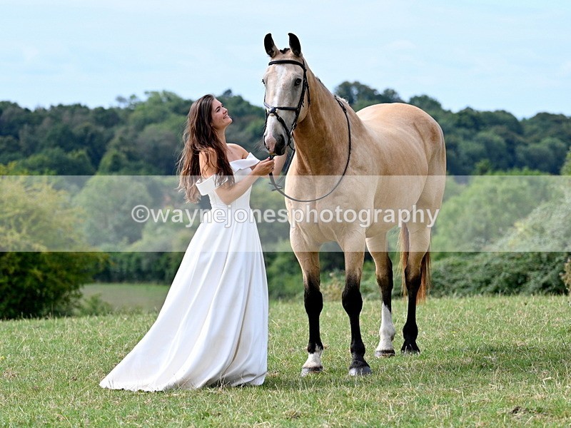WJ7_7041-001 - Zoe & Fred Wedding Dress Shoot 09-08-25