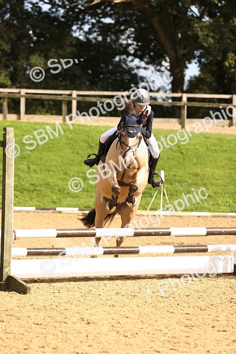 SBM_48998 - J9 - Junior Pony 70cm Championship