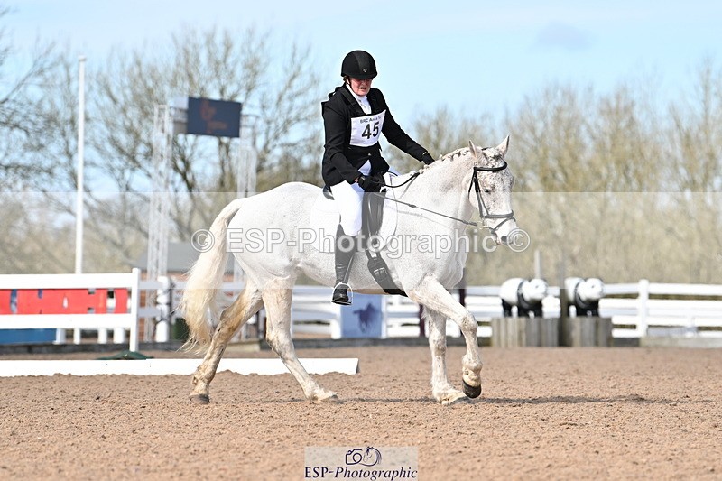 240324A-135212-03502 - Novice 28, 13.00 to 14.00