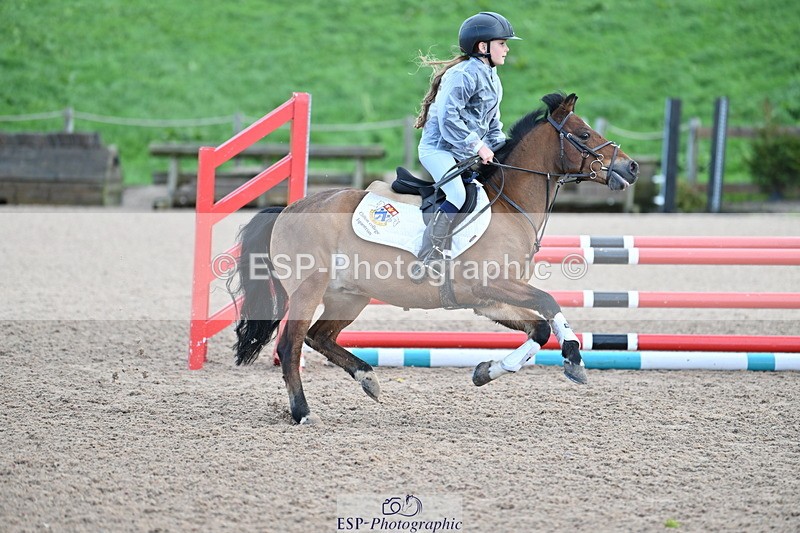 231029A-103421-02789 - 70cm Club and Schools