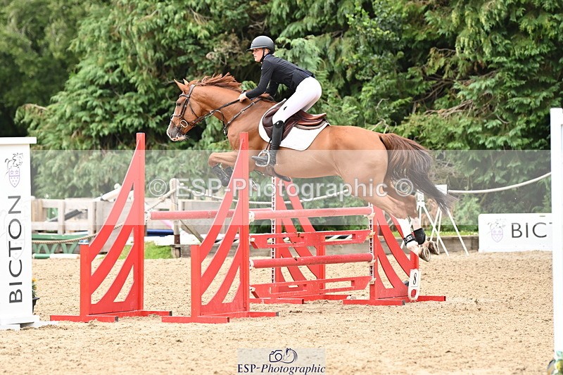 250706A-143011-19979 - Cls 49 Snr 1.10m Grand Prix