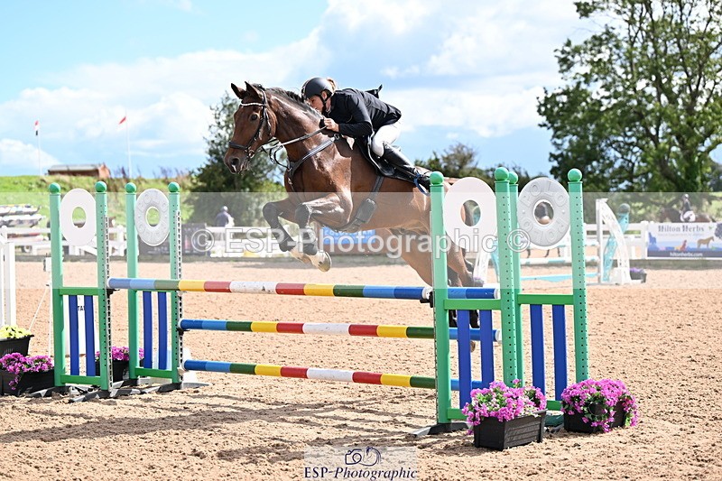 240912A-142019-01953 - Cls 12 1.05m Amateur Qualifier