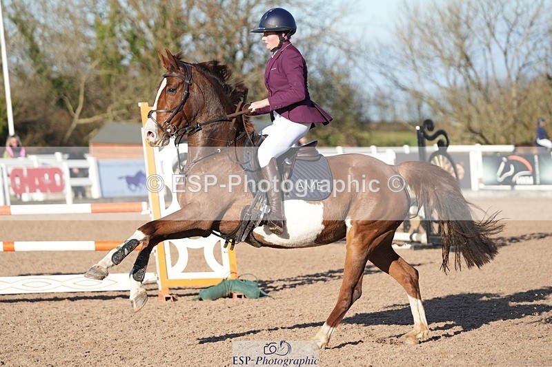 251130-112408-01058 - Cls 5 Pony Discovery & 90cm Open