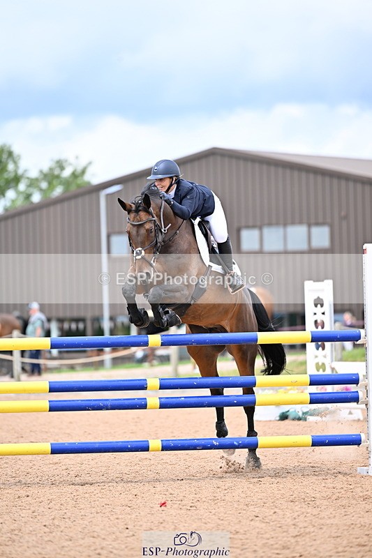 240726A-134909-01517 - Cls 3 Snr Foxhunter