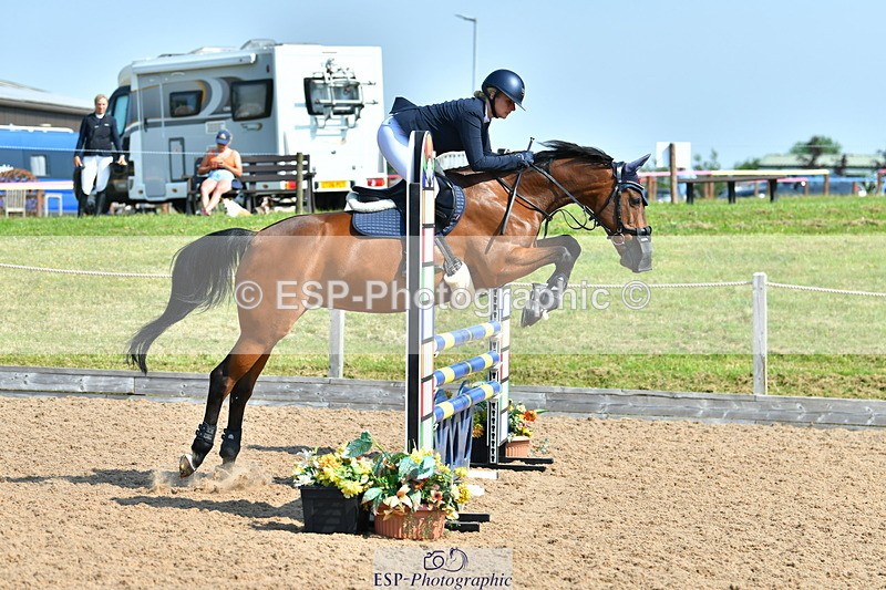 230609A-101429-00052 - Cls 1 Snr 1.05m & 1.10m Open