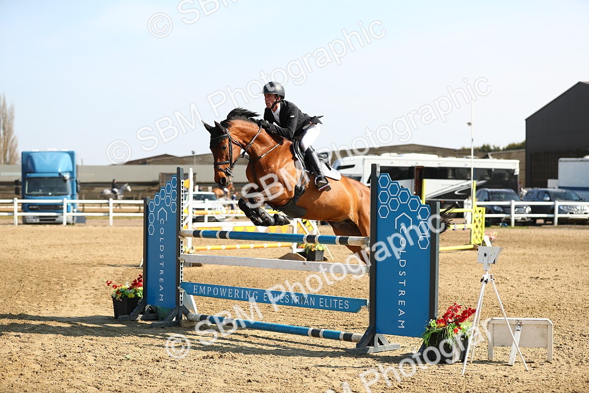SBM_001423 - Class 5 - Senior Foxhunter - 1.20m