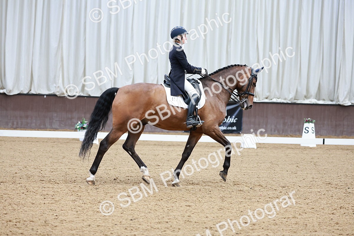 SBM_015852 - Class 5 - FEI INT II - 15.48-17.00