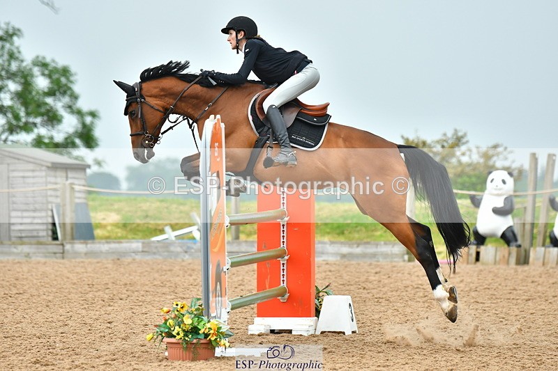 230610A-135129-03646 - Cls 16 Foxhunter