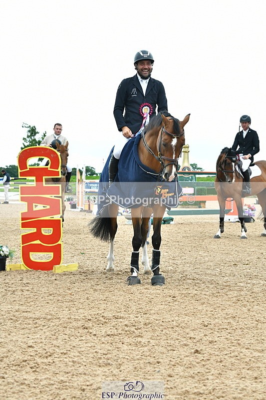 230723A-101035-10775 - Cls 4, 2 Star Small 1.30m