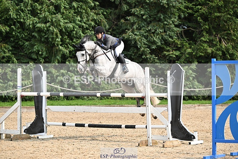 240818-150825-05095 - Cls 12A Snr Foxhunter & 1.20m Open