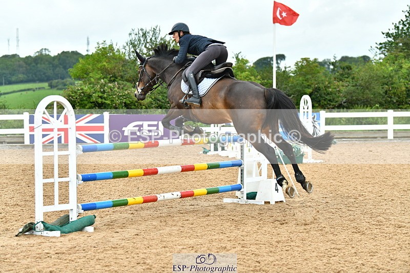 230730A-144928-10467 - Cls 35 1.05m Amateur Quali