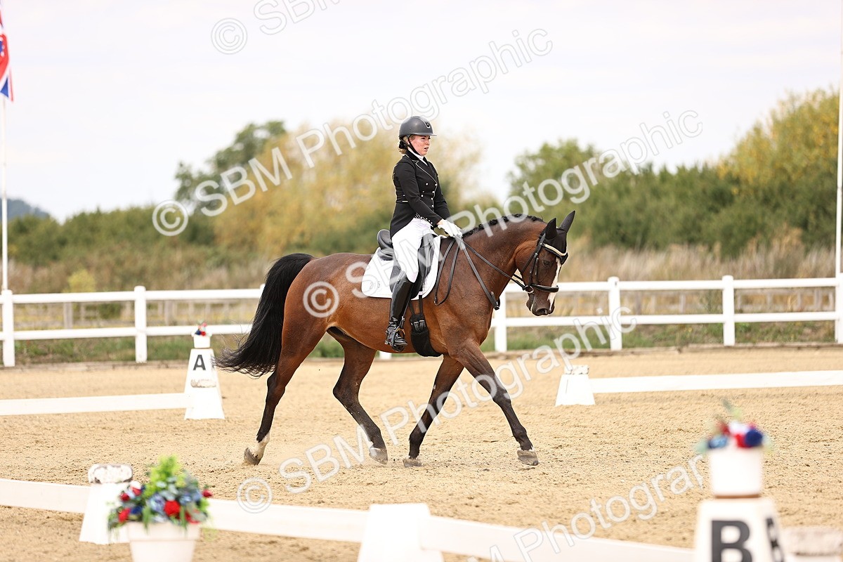 SBM_013725 - Class 4 - Novice 5  12.13-13.02