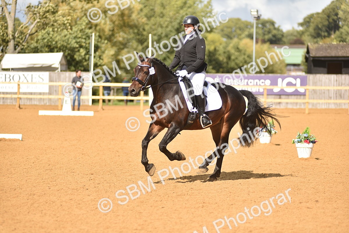 SBM_24193 - D4 - Small Tour Championship Intro 4