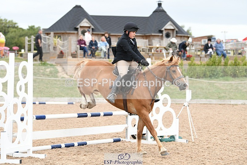 250807-130200-00949 - 70cm Round 2