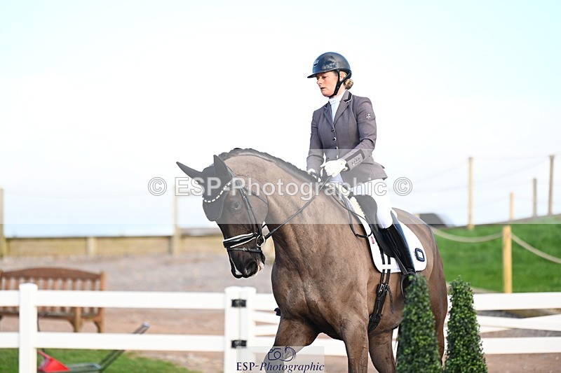 240218A-152830-09103 - 243-Lucy.Baker-Last.Dancer