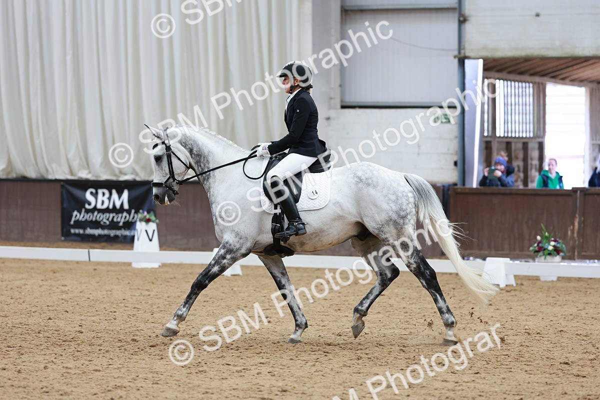 SBM_010025 - Class 6b - Novice 6 - 12.40-13.43