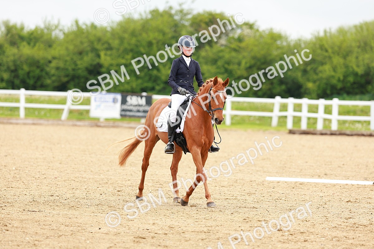 SBM_005204 - Class 16 - Novice 6