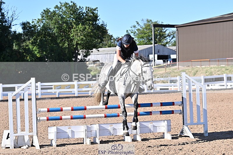 250708A-181619-00452 - 90cm Classes