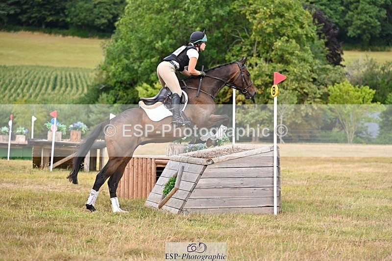 250803A-151602-15957 - O-668-Leia.Massey-SLIPALONGTREVASKIS